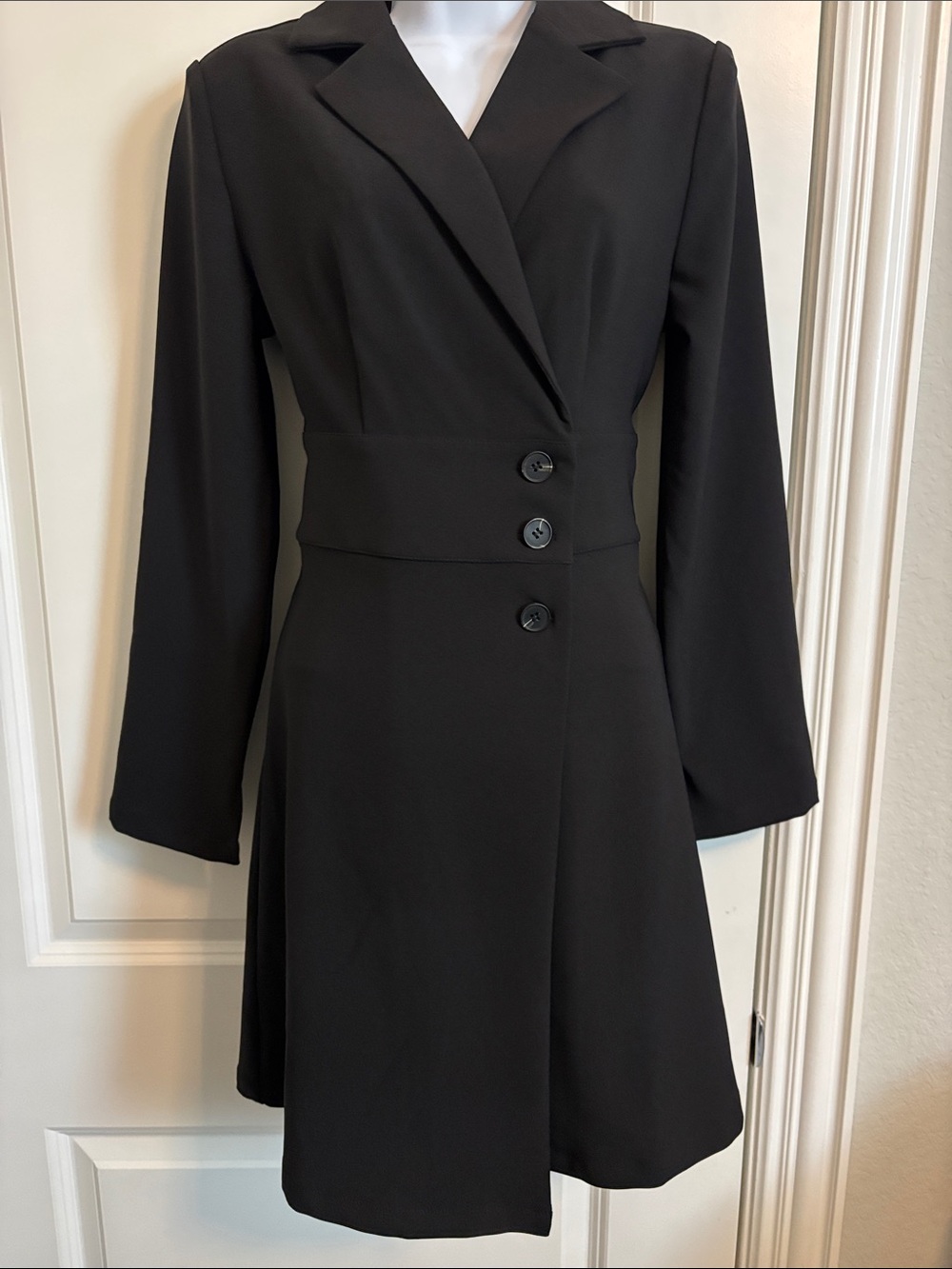 Commense Black Long-Sleeve Button-Front Women’s Coat Dress S (#10D)